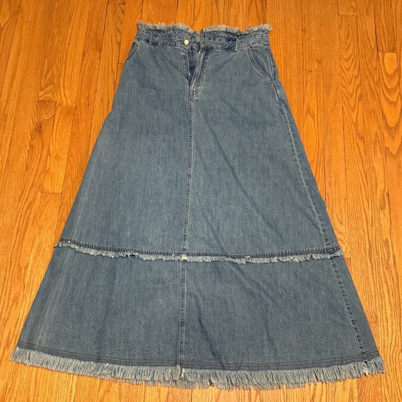 Byrd by Tzippy Denim Fringe Skirt - Picture 6 of 9
